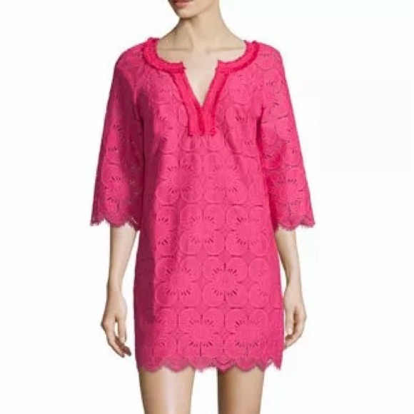 Trina Turk Dresses & Skirts - NWOT Trina Turk Jubilee Lace Shift Dress